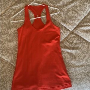 Lululemon razorback